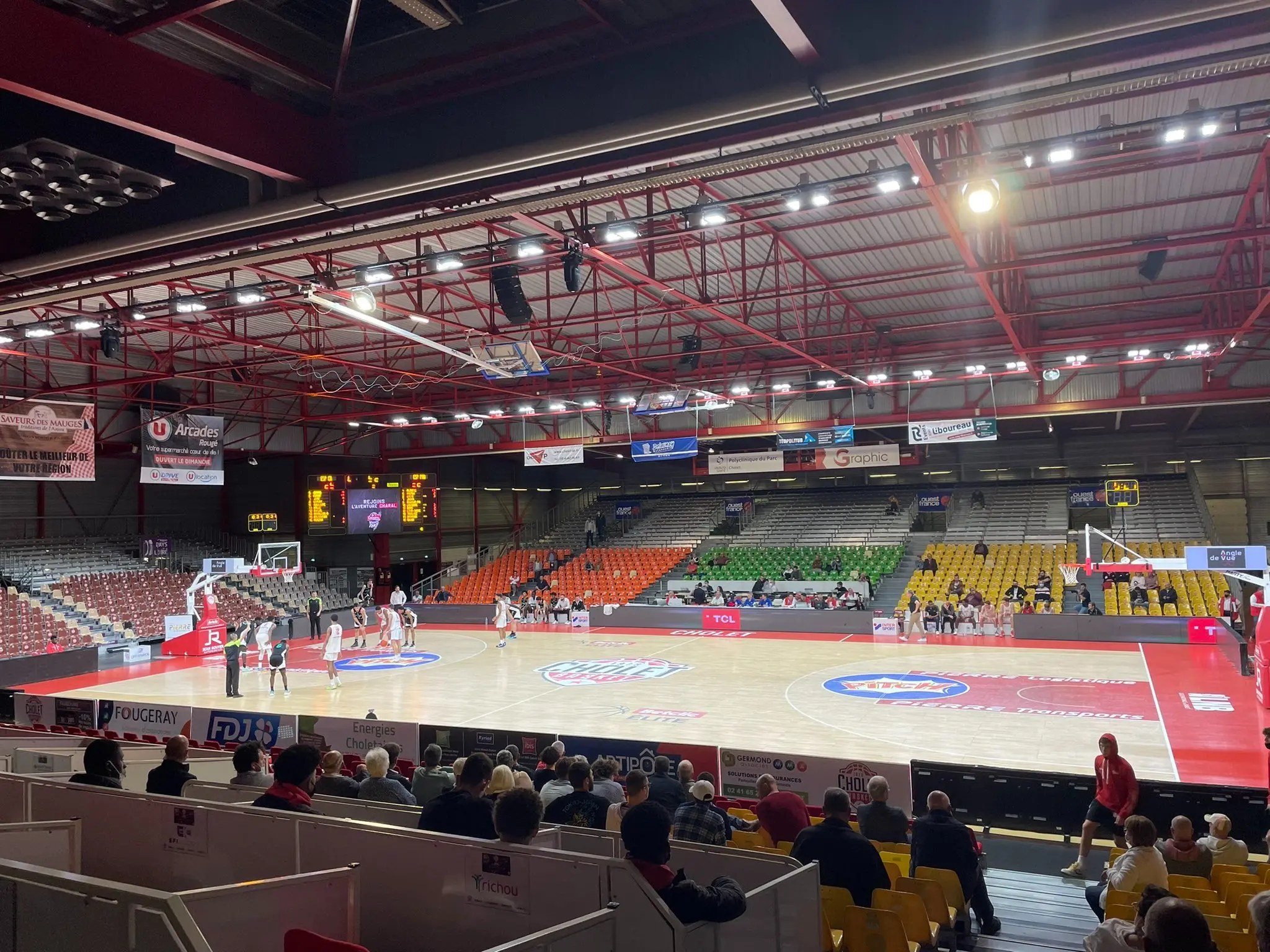 Salle de La Meilleraie lors d'un match de Cholet Basket en Betclic Élite