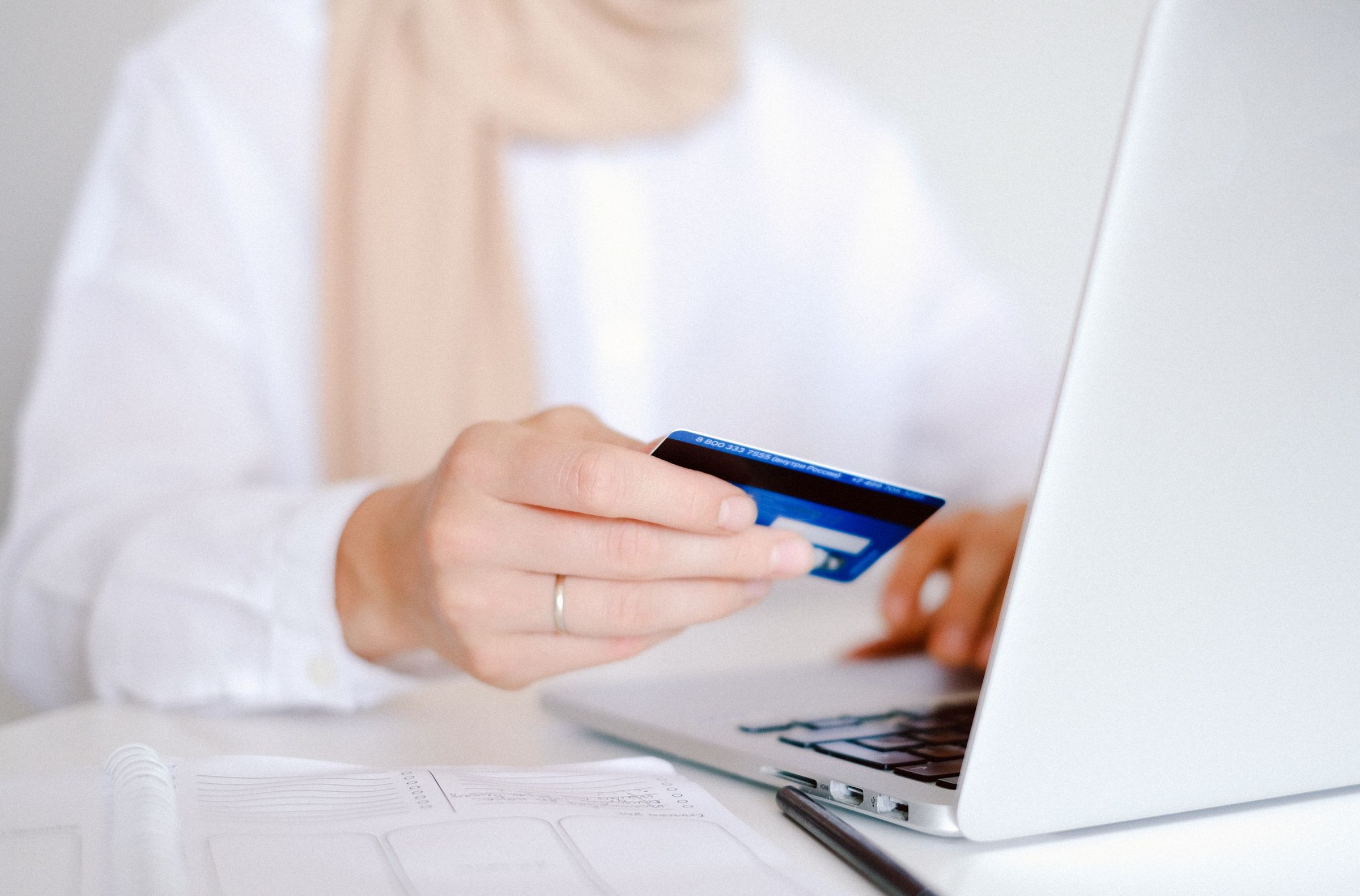 Relevé bancaire montrant un prélèvement reducprive.com associé à Paris